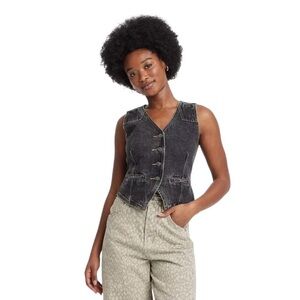NWT Universal Thread Women's Black Denim VNeck Button Front Vest Size 6 Festival